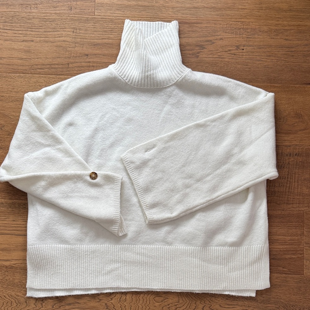 GORGEOUS NWOT FRENCH CONNECTION OVER SIZED SWEATER XL - Picture 1 of 4
